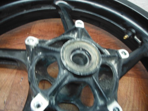 yamaha fz1 fzs1 yzf r1 RIN DELANTERO 5VY-25168-00-98 - Imagen 4