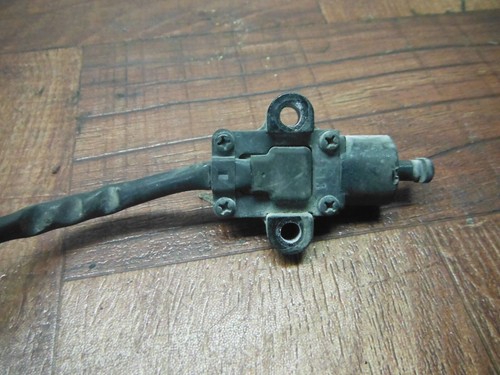 2015 13-16 triumph street triple SENSOR DE PATA LATERAL - Imagen 4