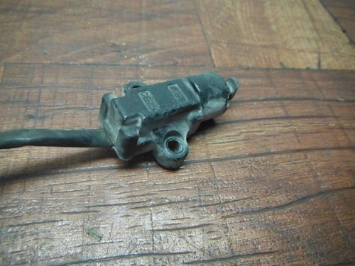 2015 13-16 triumph street triple SENSOR DE PATA LATERAL - Imagen 5