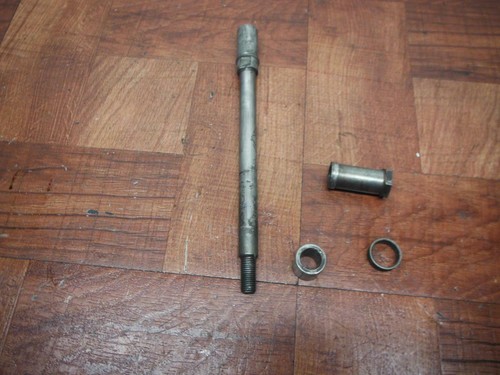honda cb900c goldwing GL 1100 1200 TORNILLO DE PIVOTE DEL EJE DEL RIN DEL RUEDA DELANTERA 44301-463-000 - Image 2