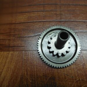 2015 13-16 Triumph Street Triple ENGRENAGE DE ENTRADA DE CLUTCH DE IDLER DE ARRANQUE