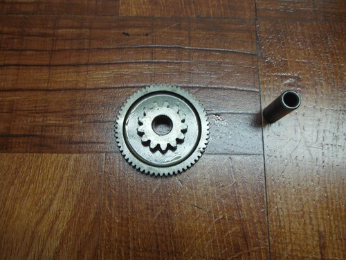 2015 13-16 Triumph Street Triple ENGRENAGE DE ENTRADA DE CLUTCH DE IDLER DE ARRANQUE - Imagen 2
