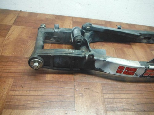 04-09 suzuki gs500f BASCULANTE TRASERO SUSPENSIÓN TRASERA 42100-01D90-ENM - Imagen 4