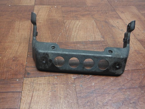 93-01 Kawasaki Ninja ZX11 SOPORTE DE MONTAJE DEL SUBCHASIS TRASERO - Image 4