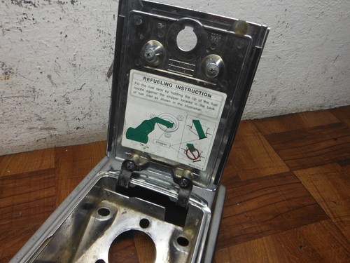 05-09 Suzuki C90 Boulevard VL1500 PANEL DE TAPA DE TANQUE DE INSTRUMENTO VELOCÍMETRO - Imagen 4