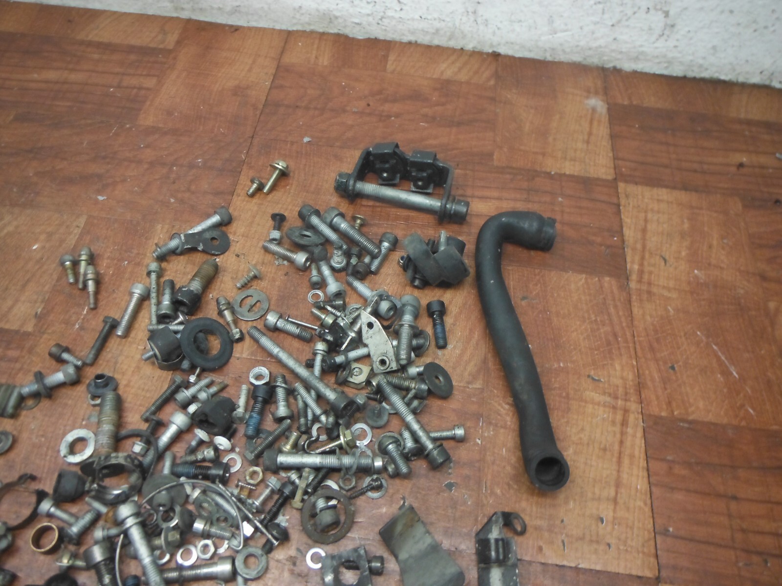 1995-2005 BMW R1100 R1150 R RT RTL P misc BOLT assy - Image 3