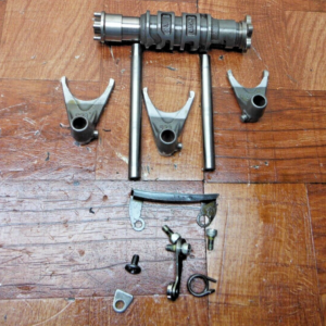 2020 - 2023 KAWASAKI EX650RPFNN NINJA EX 650 Selector de horquilla de tambor de transmisión