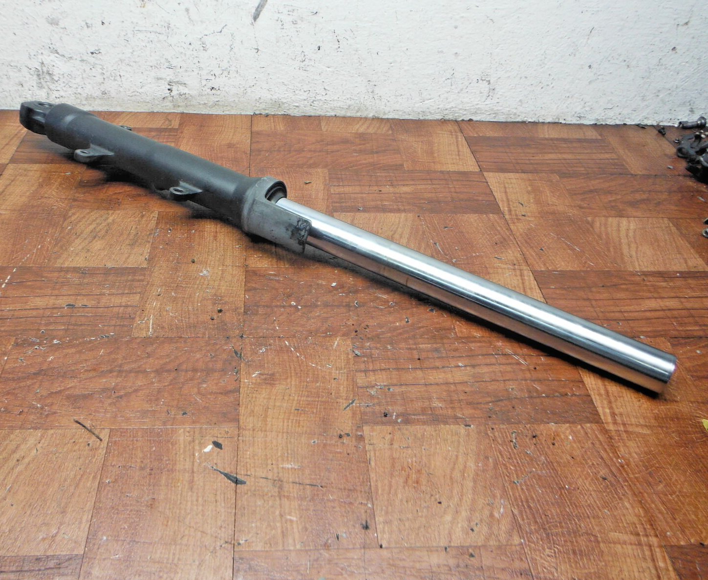 2013 2014 kawasaki ninja 300 HORQUILLA DELANTERA DERECHA AMORTIGUADOR SUSPENSIÓN 44071-0825-18R
