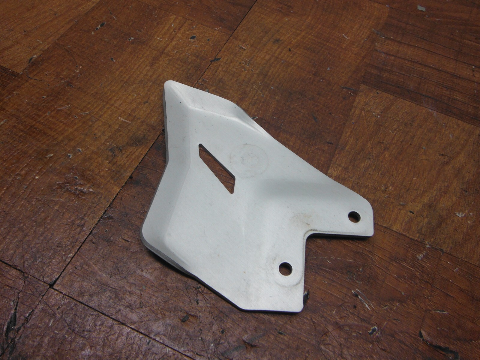 2017-2023 KAWASAKI EX650RPFNN NINJA EX 650 TAPA PROTECTOR IZQUIERDO DE TALÓN - Image 4
