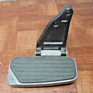 2002 Kawasaki Vulcan 1500 TABLERO DE PEGA PASAJERO TRASERO IZQUIERDO CROMADO