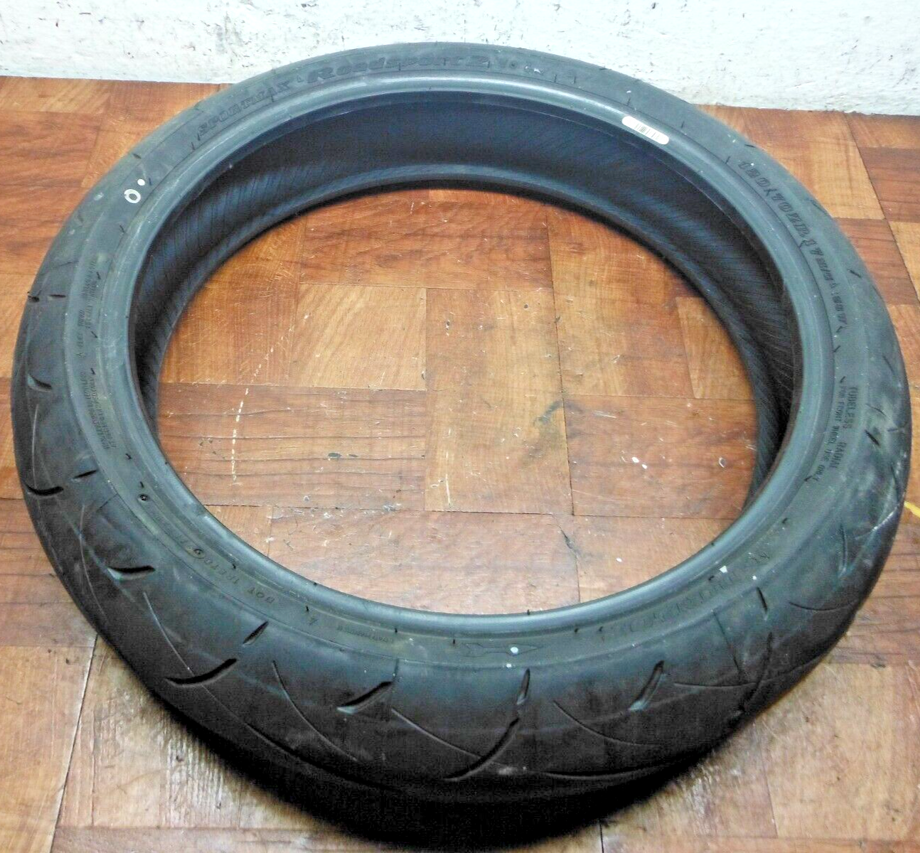 Llanta Delantera Radial Dunlop Sportmax Roadsport 2 para Motocicleta 120/70ZR-17 (58W)