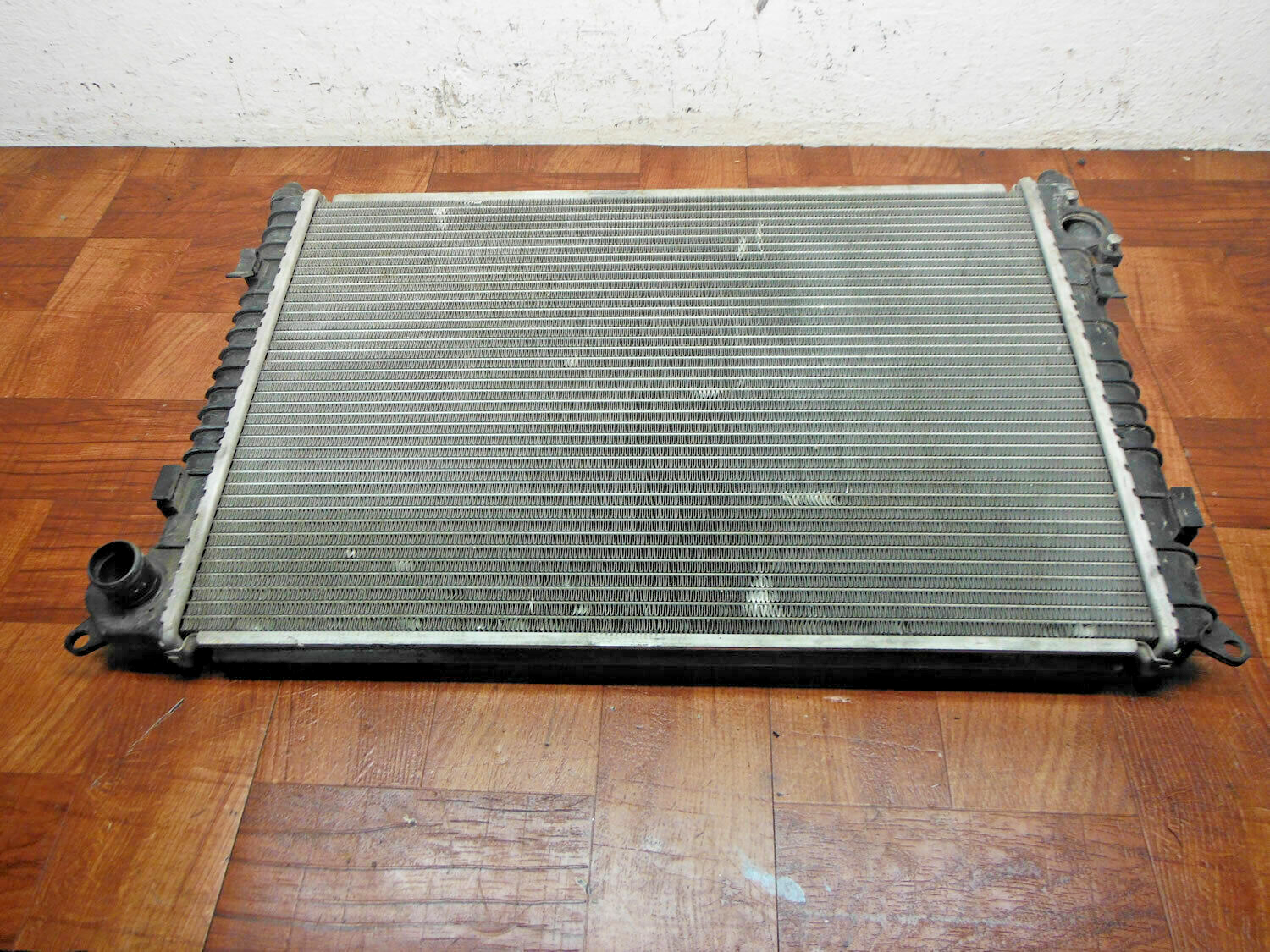 2002-2006 Mini Cooper 1.6L L4 CU2747 Radiador de Aluminio OEM Sin fugas probado funcional