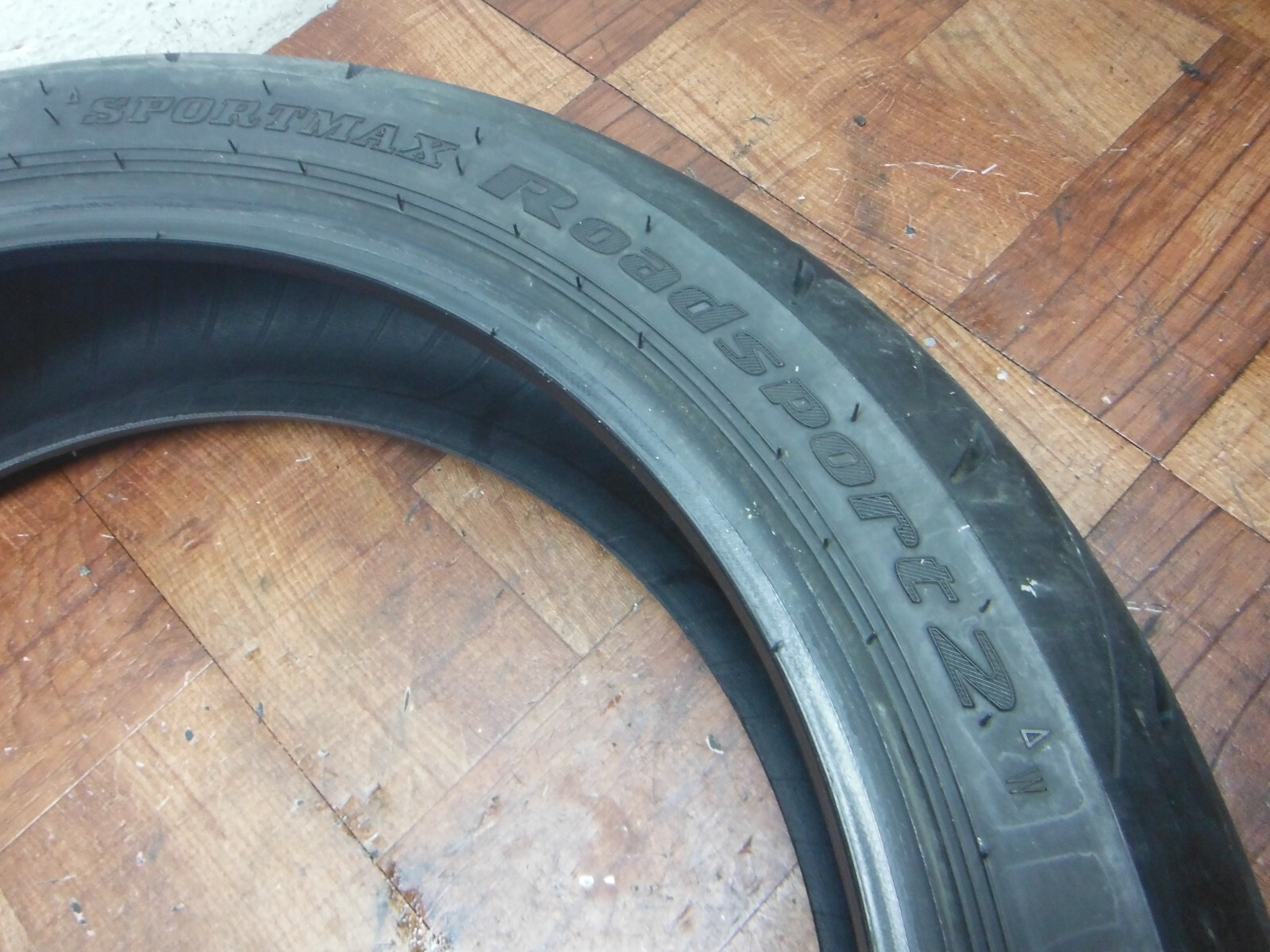 Dunlop Sportmax 160/60ZR17 GPR 300 160 60 17 Llanta Trasera para Motocicleta - Imagen 3