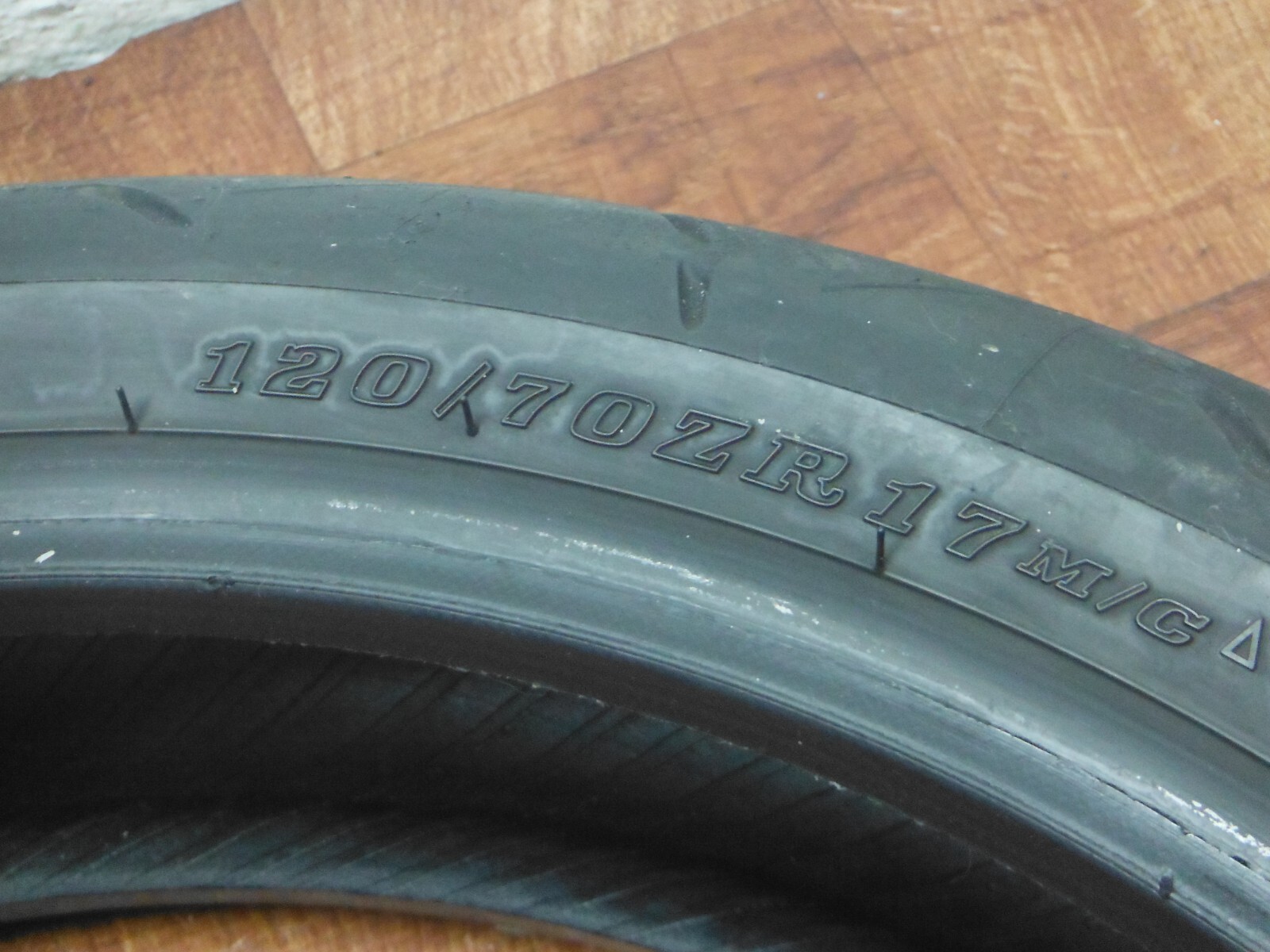 Llanta Delantera Radial Dunlop Sportmax Roadsport 2 para Motocicleta 120/70ZR-17 (58W) - Imagen 13