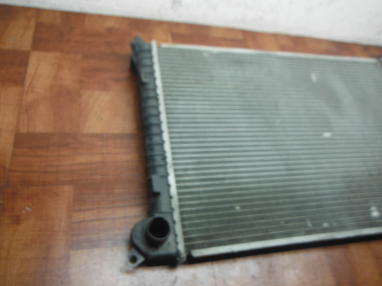 2002-2006 Mini Cooper 1.6L L4 CU2747 Radiador de Aluminio OEM Sin fugas probado funcional - Image 2