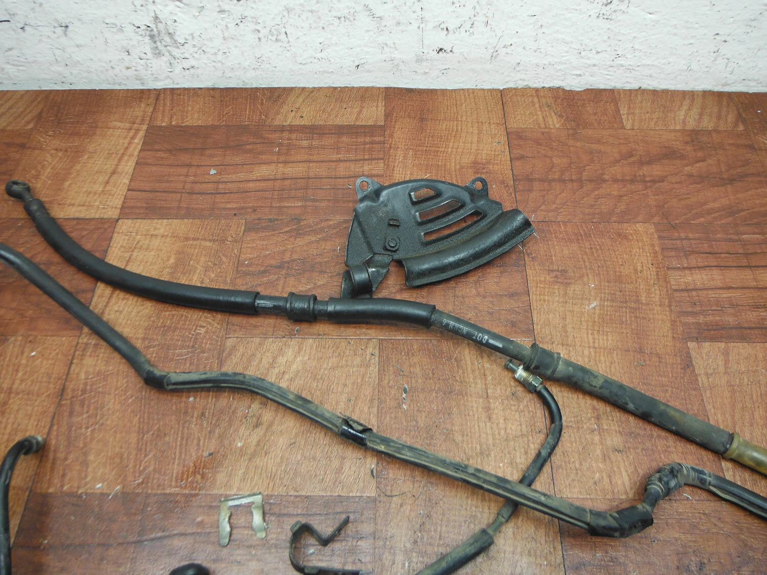 84-87 honda goldwing GL 1200 GL1200 CONECTOR DE LÍNEA DE FRENOS - Image 2