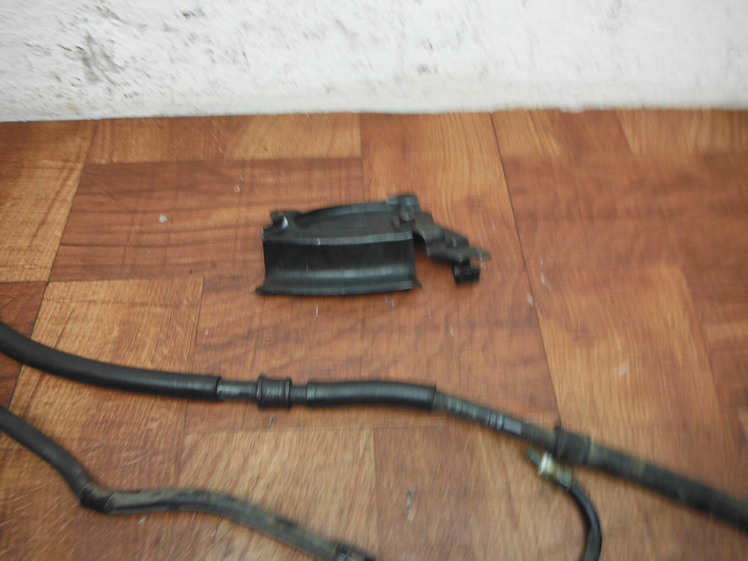 84-87 honda goldwing GL 1200 GL1200 CONECTOR DE LÍNEA DE FRENOS - Image 3