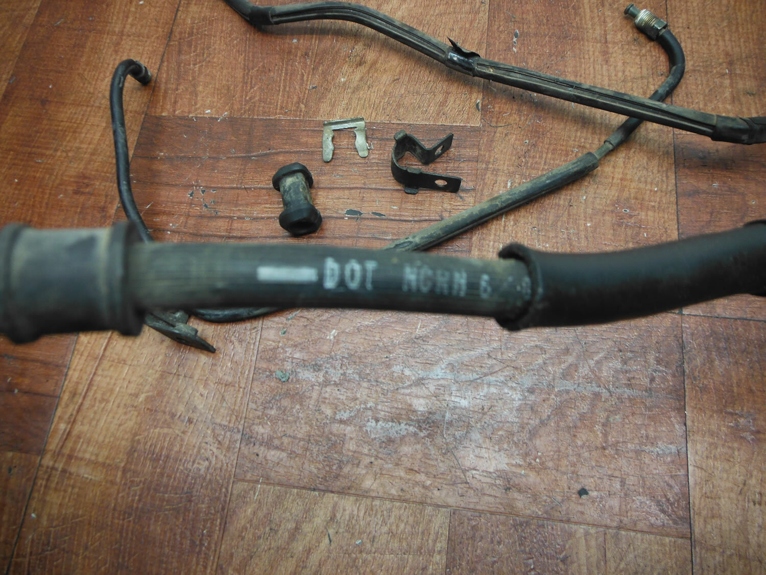 84-87 honda goldwing GL 1200 GL1200 CONECTOR DE LÍNEA DE FRENOS - Image 9