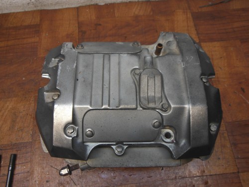 2003 honda vtx1800r ENGINE TOP END CYLINDER HEAD CAMSHAFT VALVE COVER FRONT - Image 14